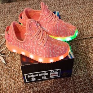ATS LED Girls Sneakers Pink  Size 7 New In Box